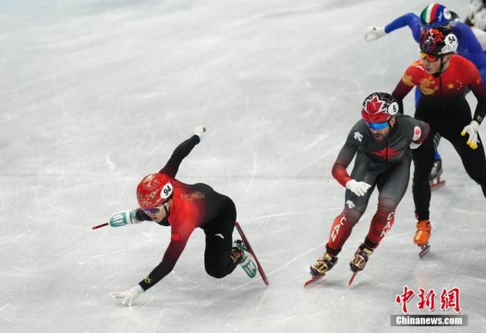 李文龙北京冬奥银牌背后：团队协作与坚持铸就