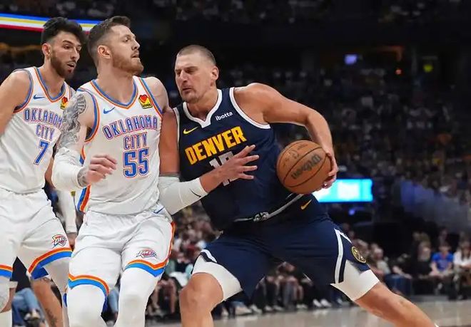 NBA季后赛附加赛全胜主队 球迷质疑联盟控场策略