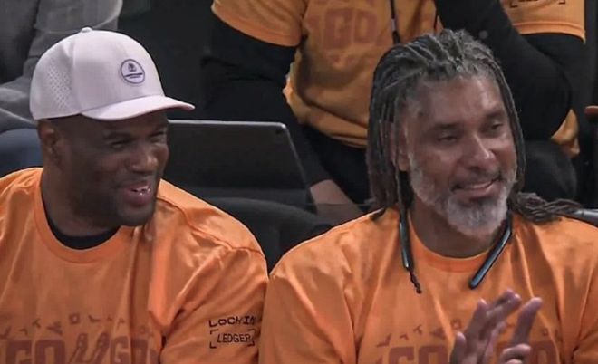 文班亚马首秀惊艳 马刺力克开拓者晋级季后赛