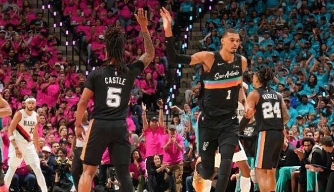 文班亚马首秀惊艳 马刺力克开拓者晋级季后赛