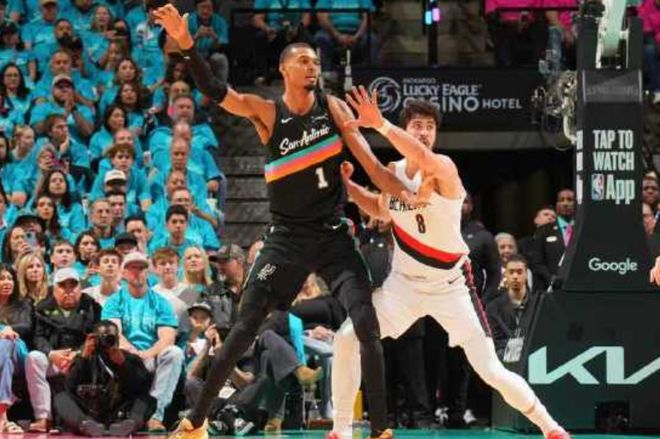 文班亚马首秀惊艳 马刺力克开拓者晋级季后赛