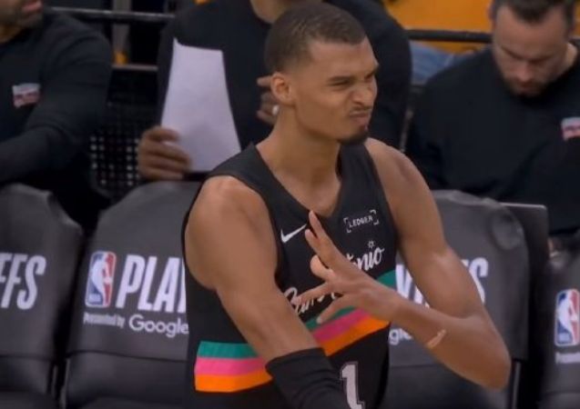 文班亚马首秀惊艳 马刺力克开拓者晋级季后赛